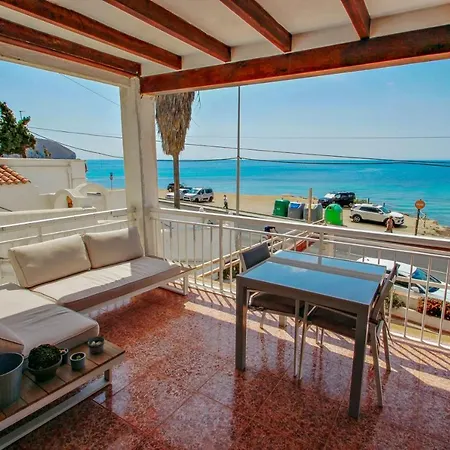 La Playita - Beachfront With Stunning Ocean View In Διαμέρισμα