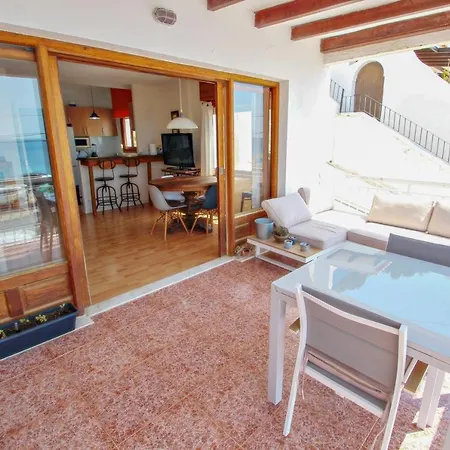 La Playita - Beachfront With Stunning Ocean View In Διαμέρισμα