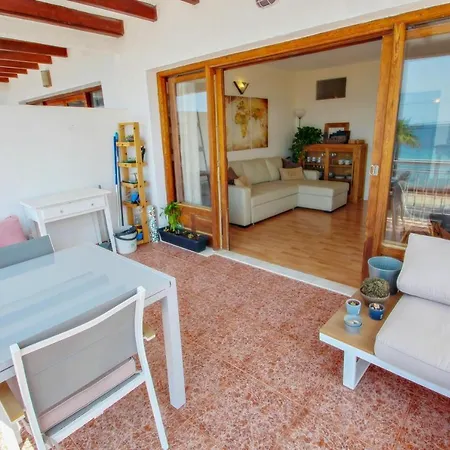 아파트 La Playita - Beachfront With Stunning Ocean View In *